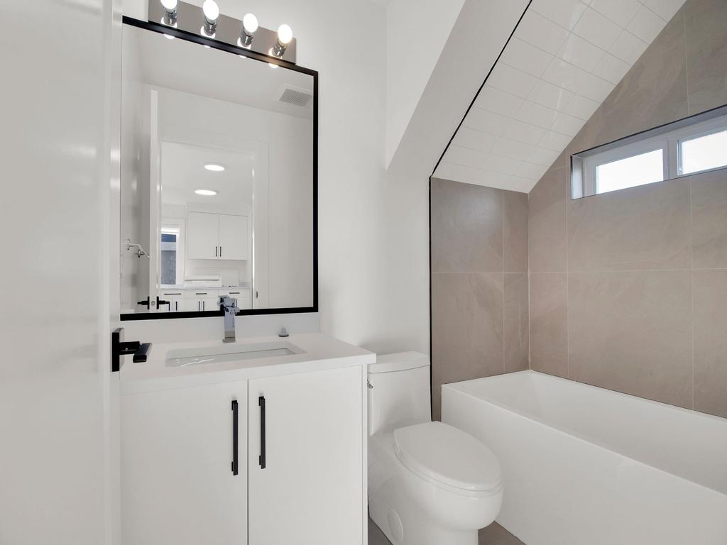 Listing Image for R3084014