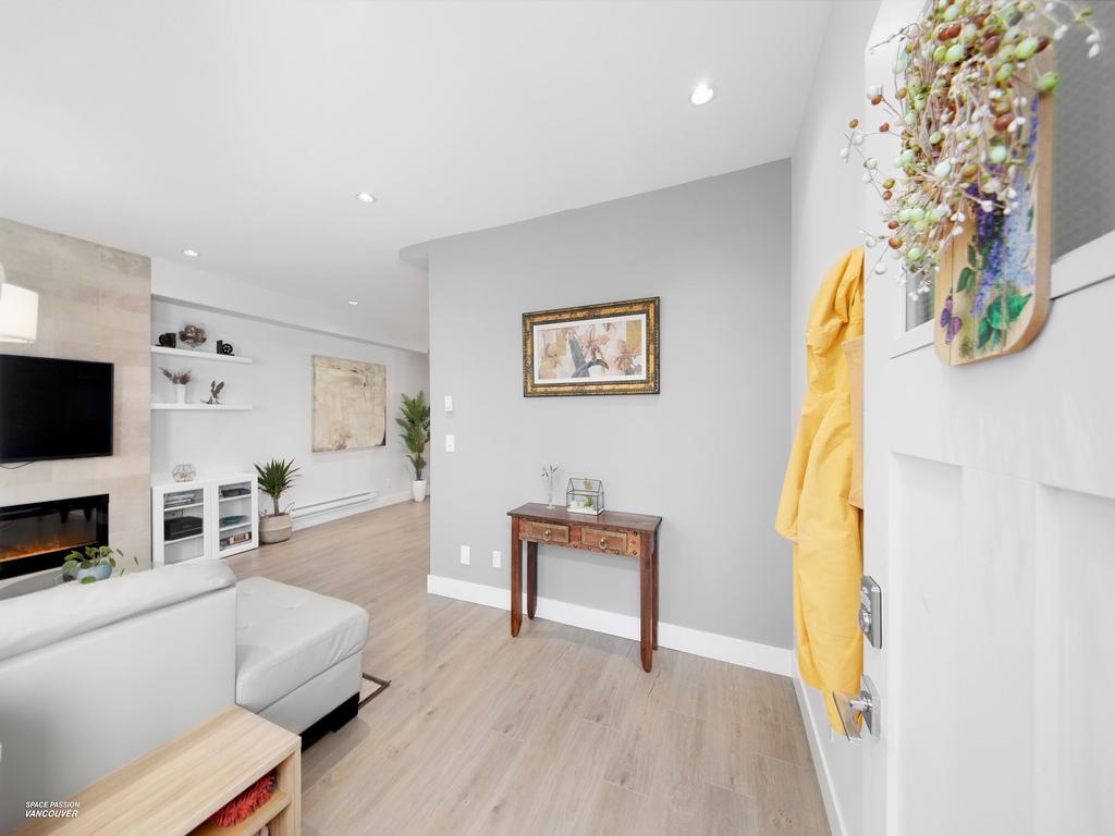 Listing Image for R3084019