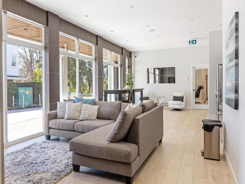 Listing Image for R3084019