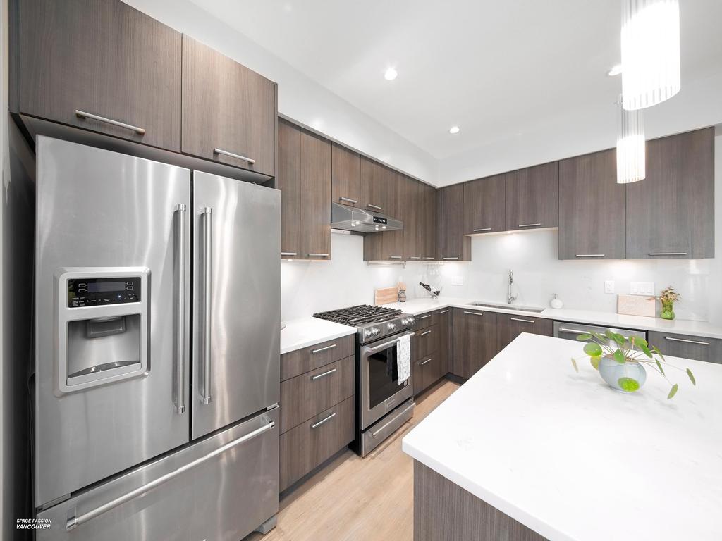 Listing Image for R3084019