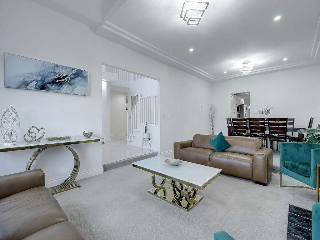 Listing Image for R3084050