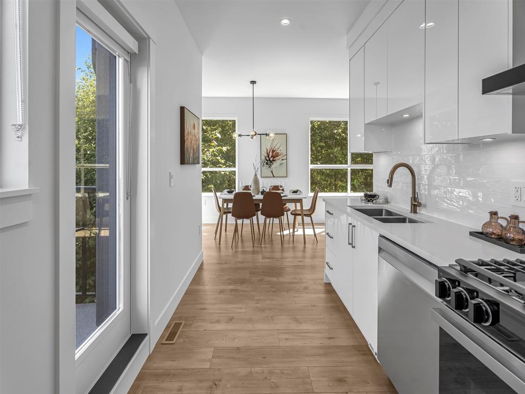 Listing Image for R3084082