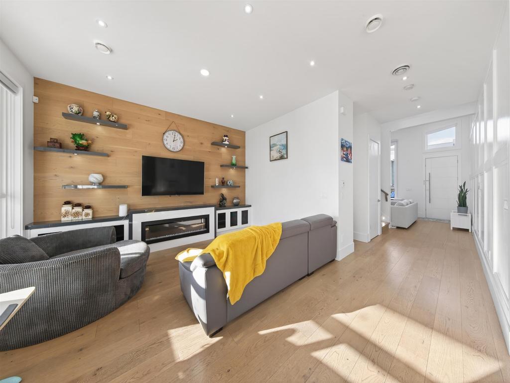 Listing Image for R3084154