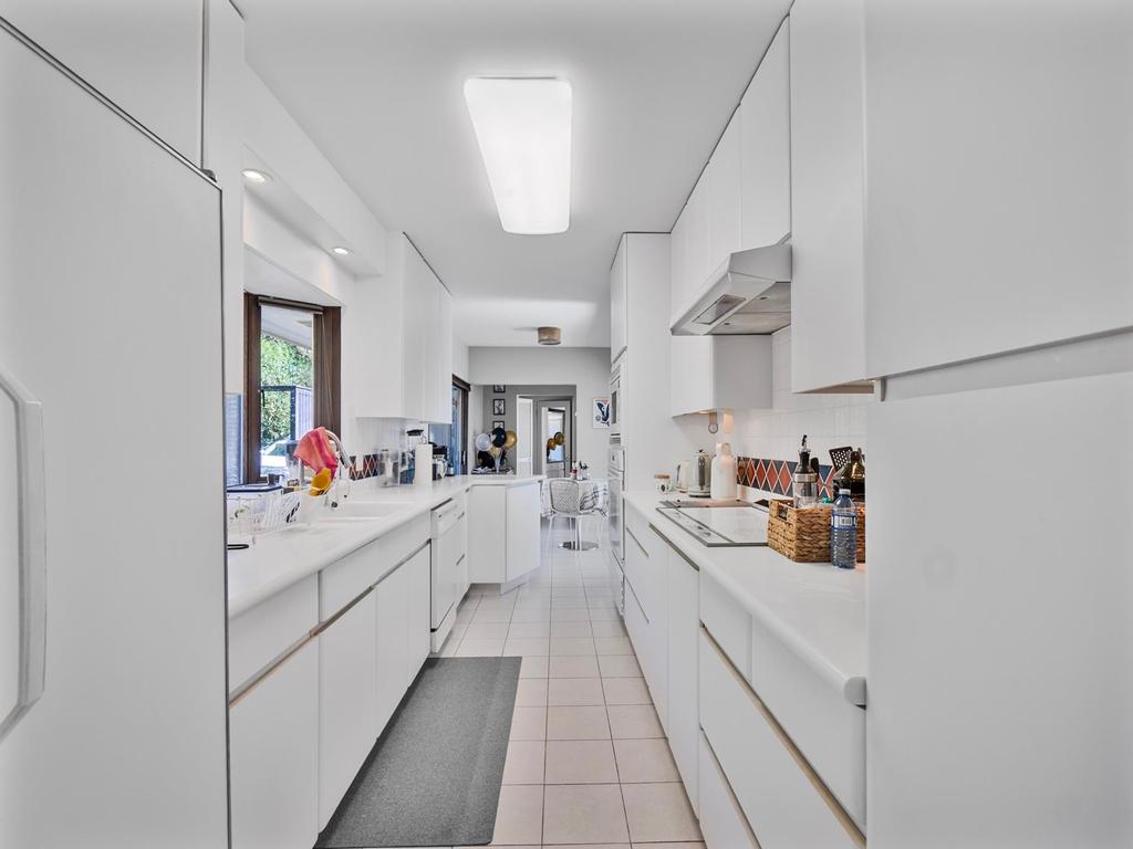 Listing Image for R3084194