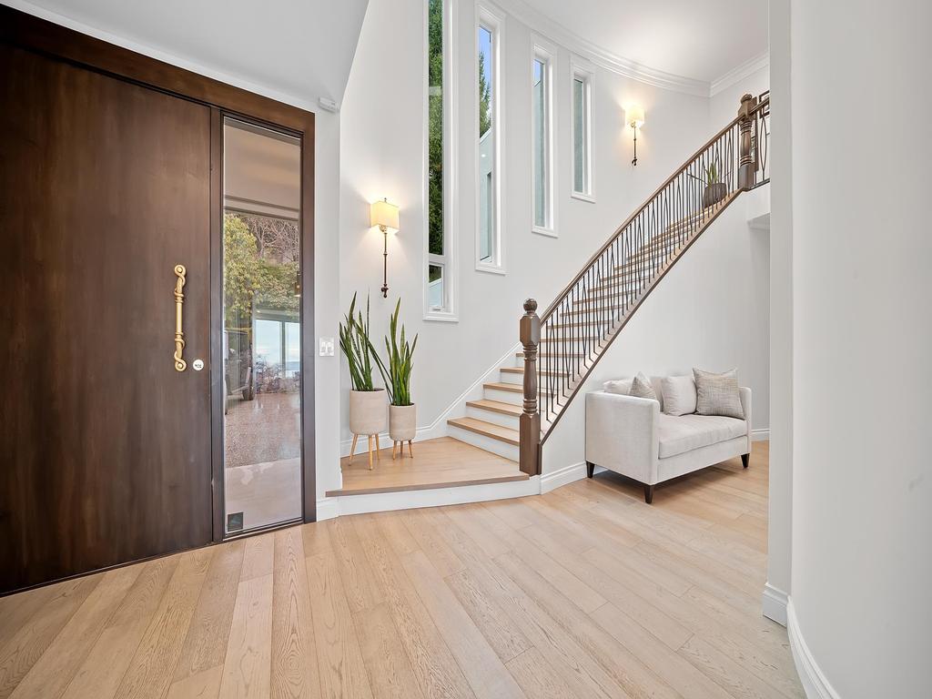 Listing Image for R3084247