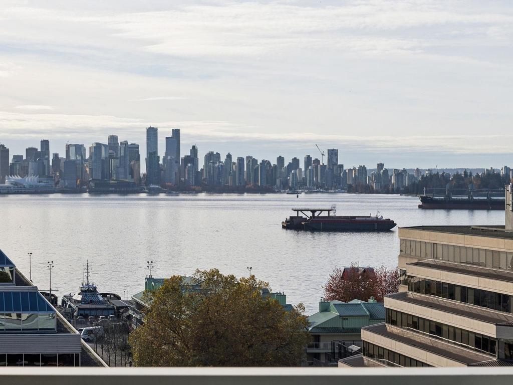 Listing Image for R3084343