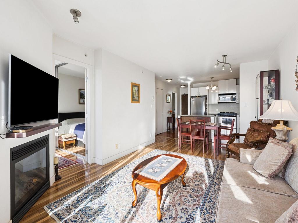 Listing Image for R3084343