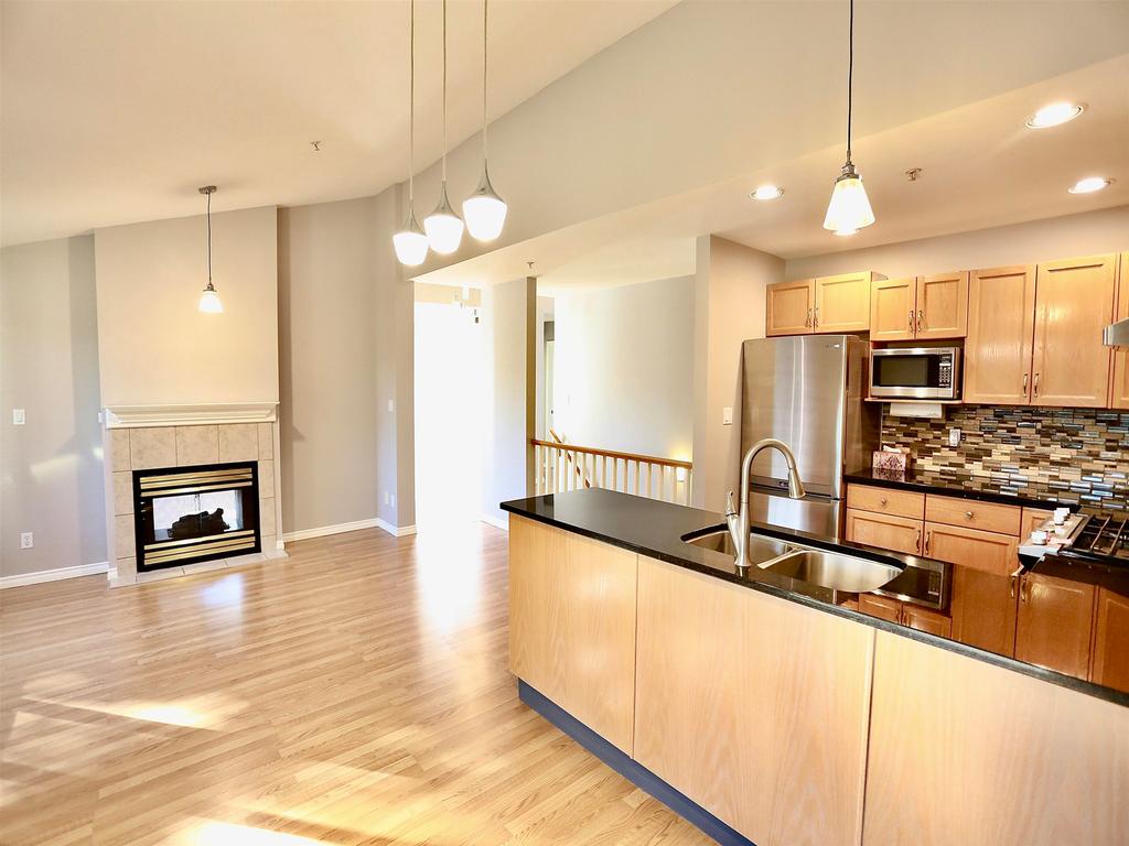 Listing Image for R3084346