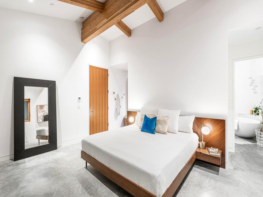 Listing Image for R3084370