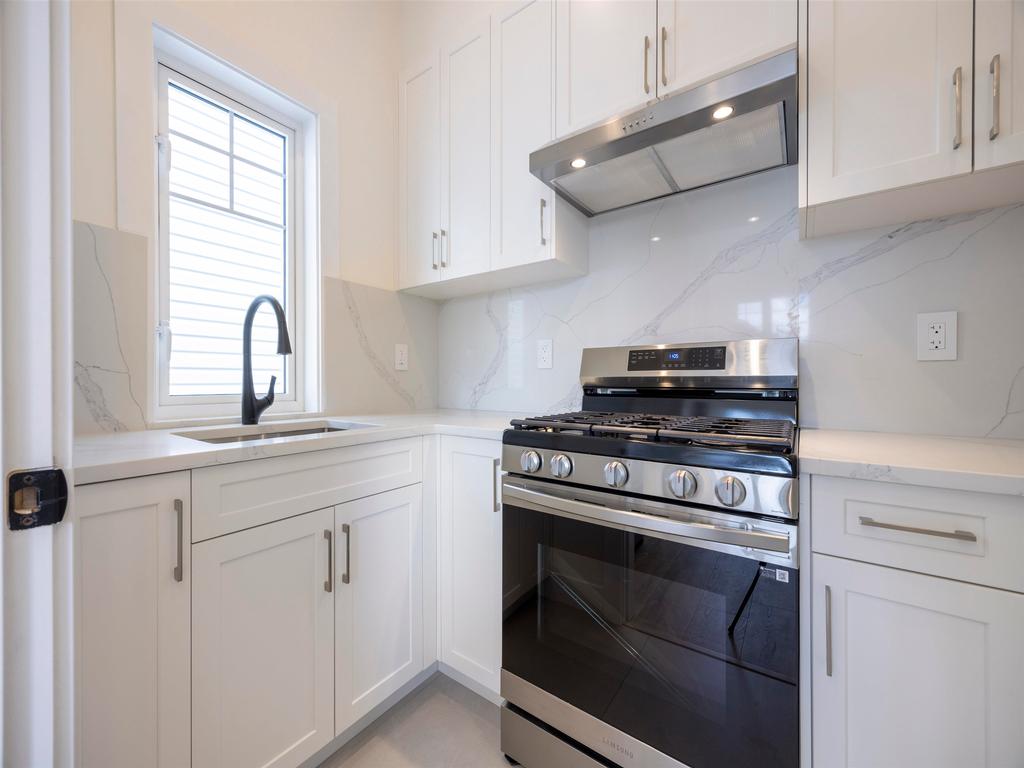 Listing Image for R3084379