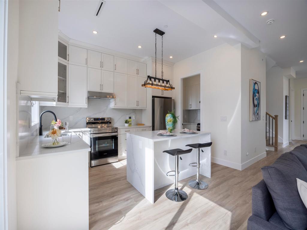 Listing Image for R3084379