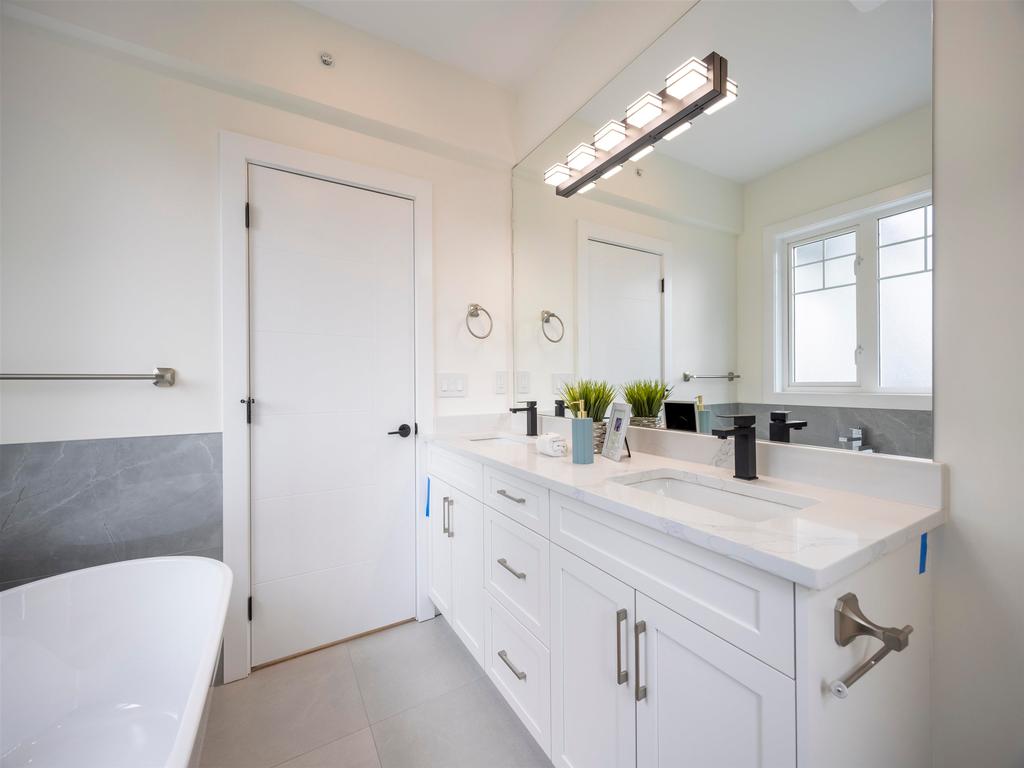 Listing Image for R3084379