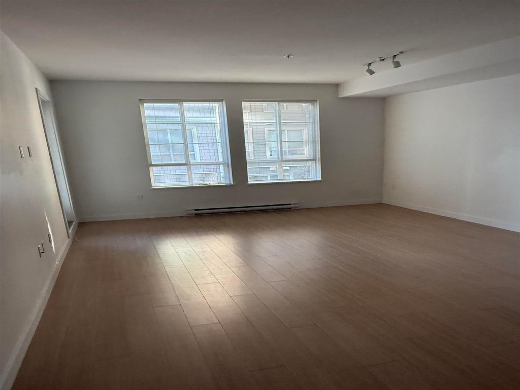Listing Image for R3084381