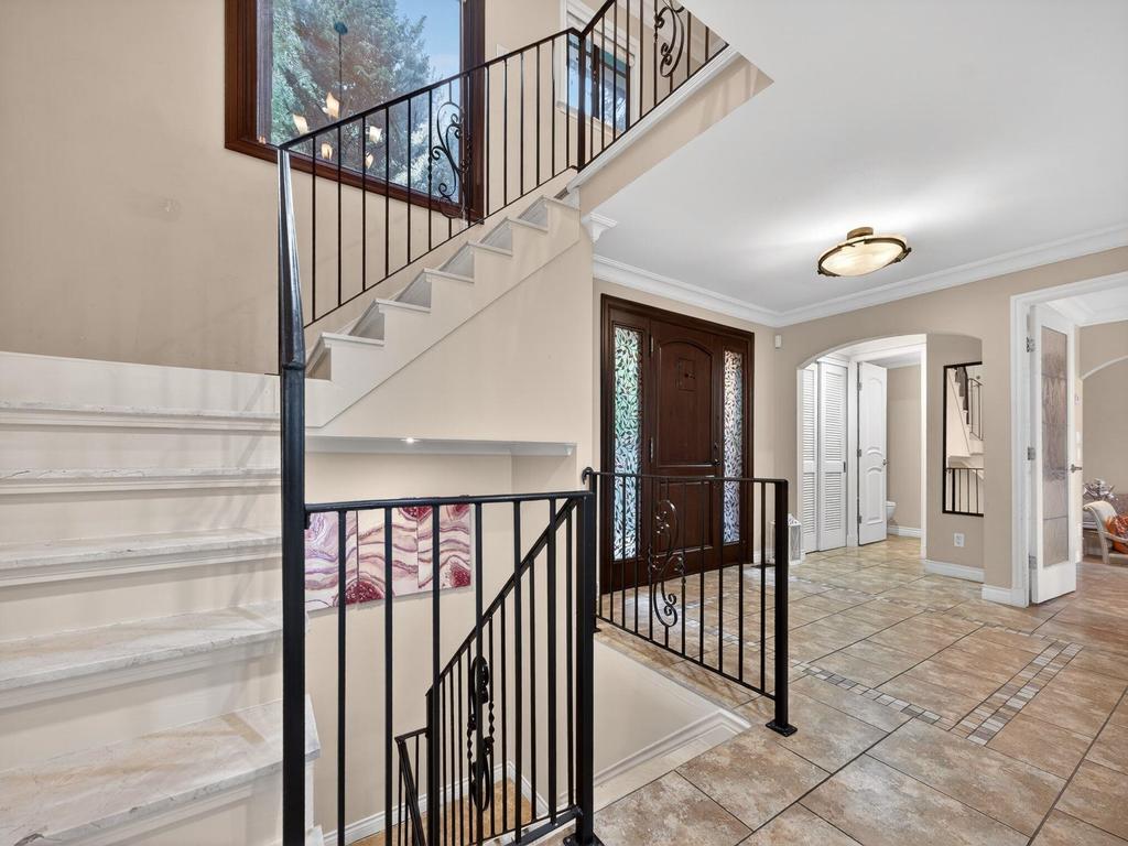 Listing Image for R3084397