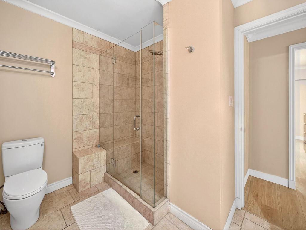 Listing Image for R3084397