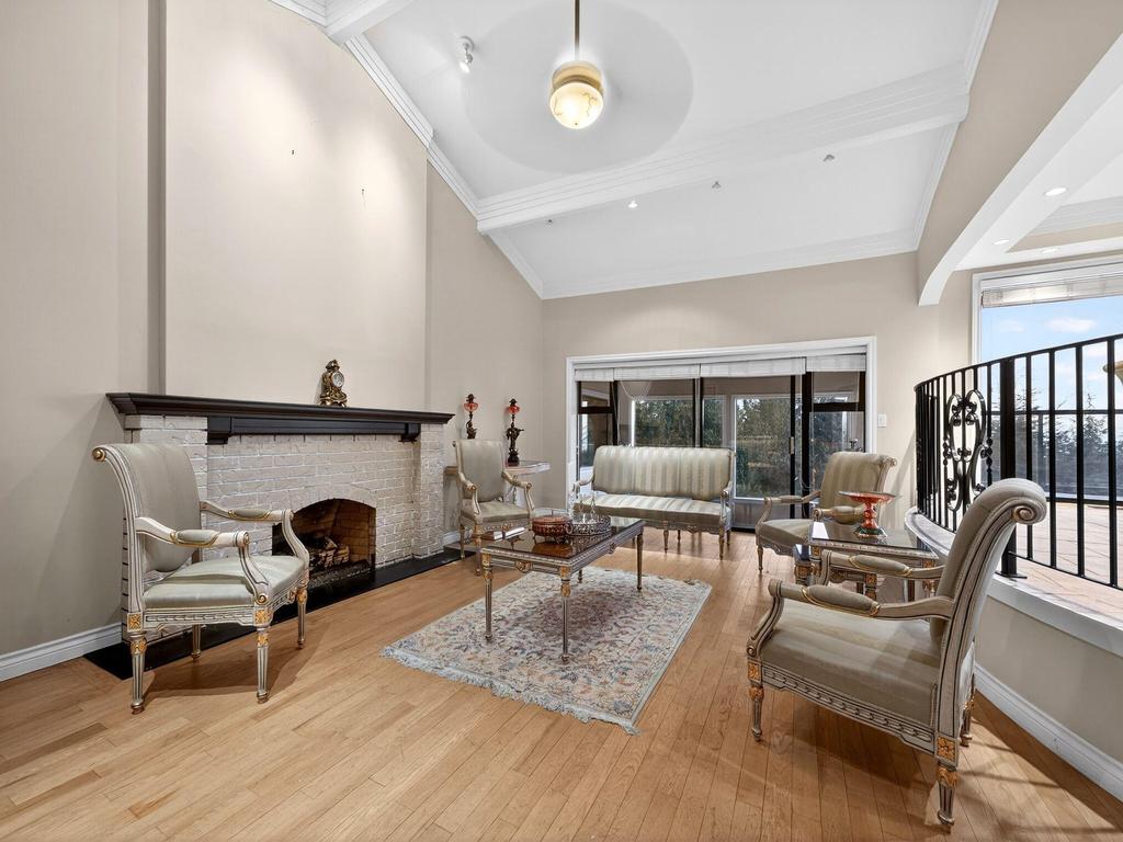 Listing Image for R3084397