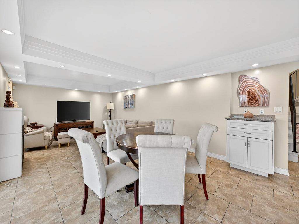 Listing Image for R3084397