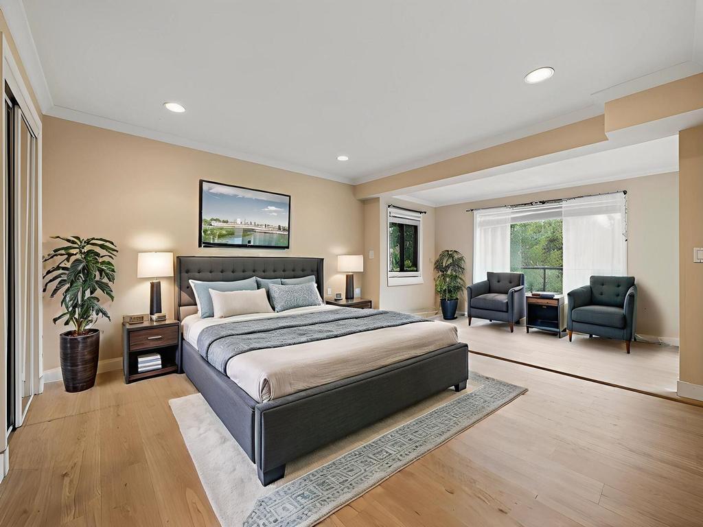 Listing Image for R3084397