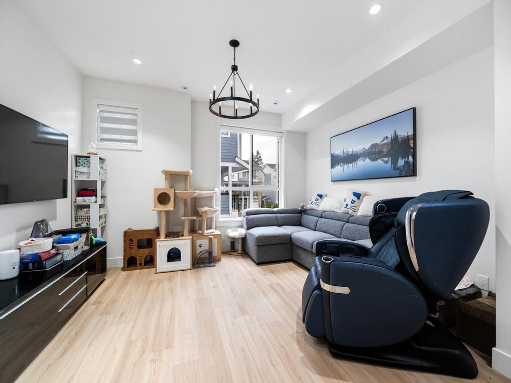 Listing Image for R3084421