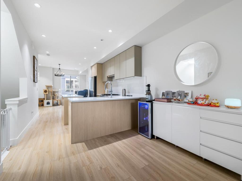 Listing Image for R3084421