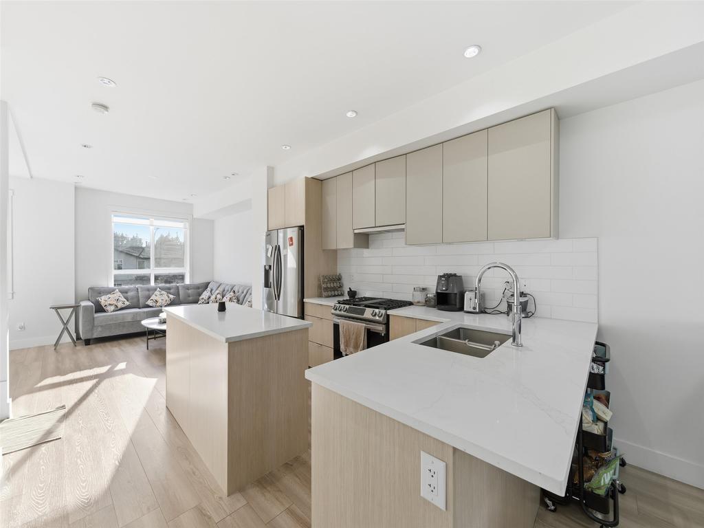 Listing Image for R3084473