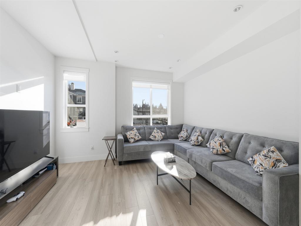 Listing Image for R3084473