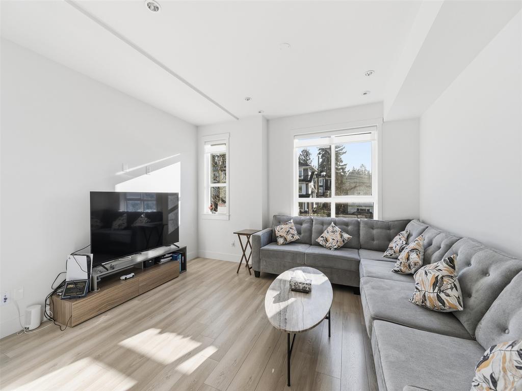 Listing Image for R3084473