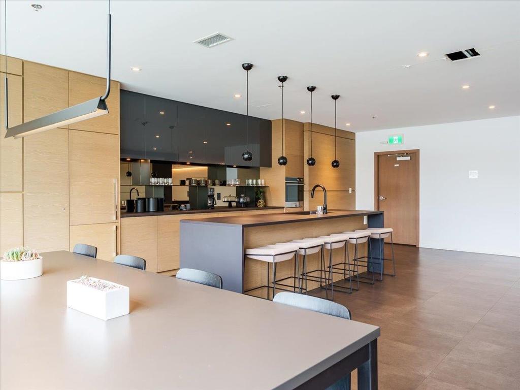 Listing Image for R3084511