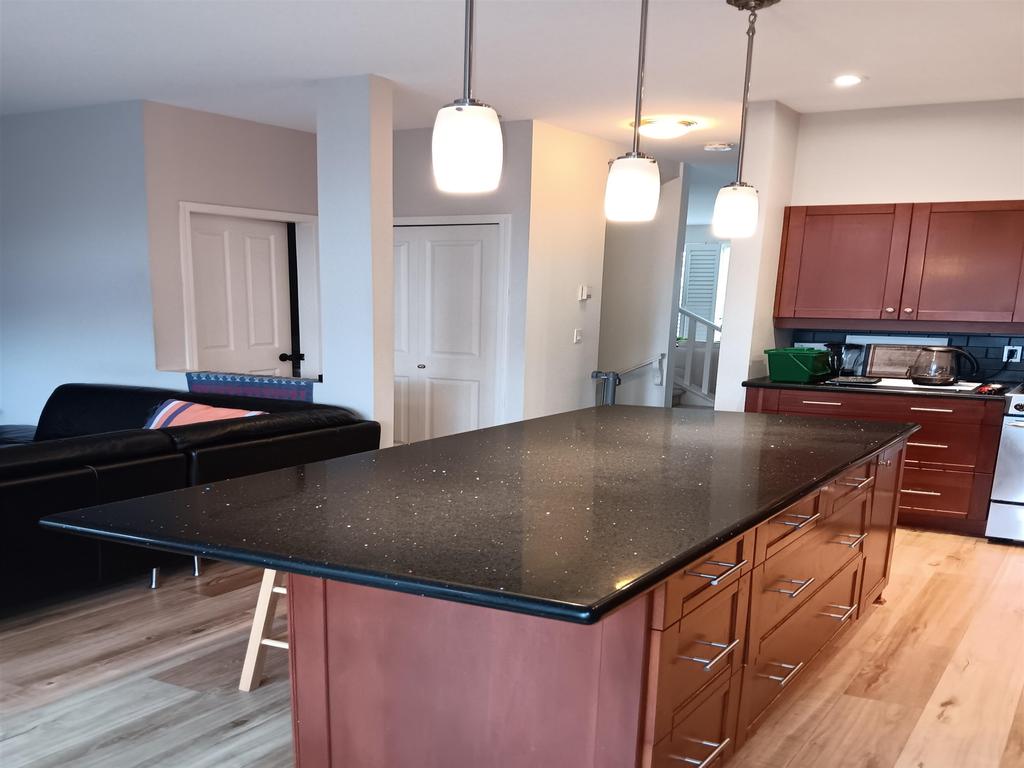 Listing Image for R3084570