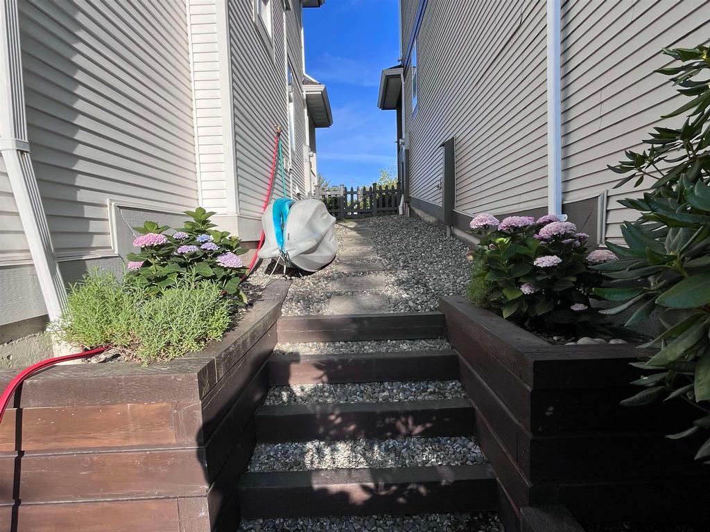 Listing Image for R3084570