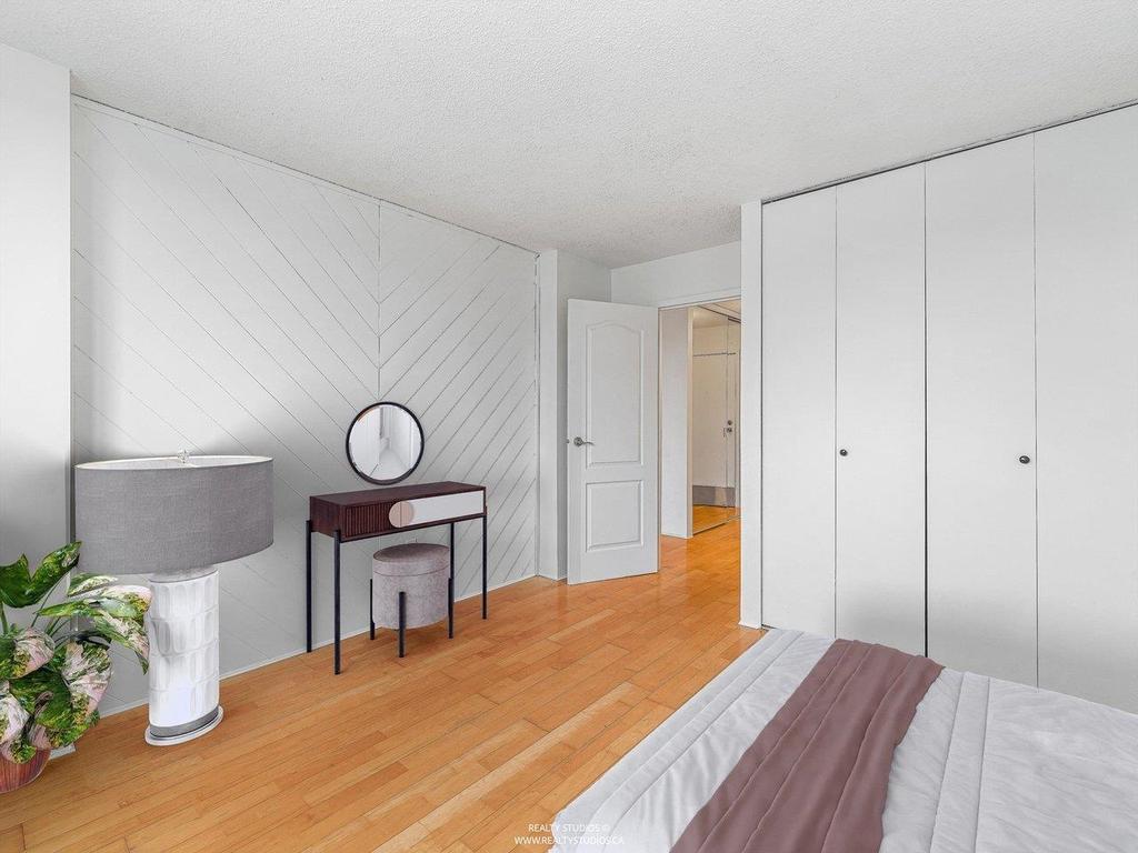 Listing Image for R3084572