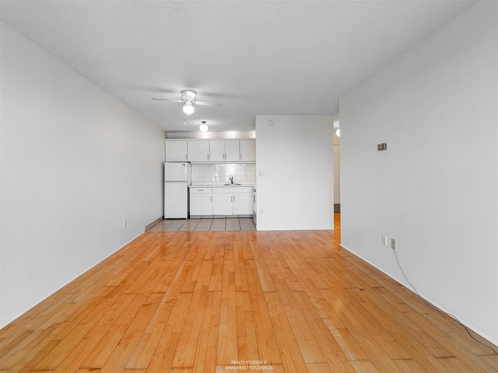 Listing Image for R3084572