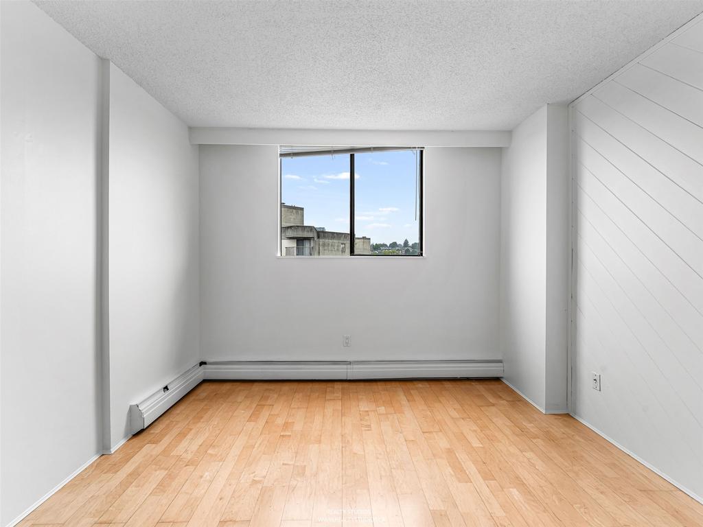 Listing Image for R3084572