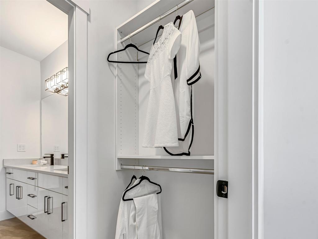 Listing Image for R3084586