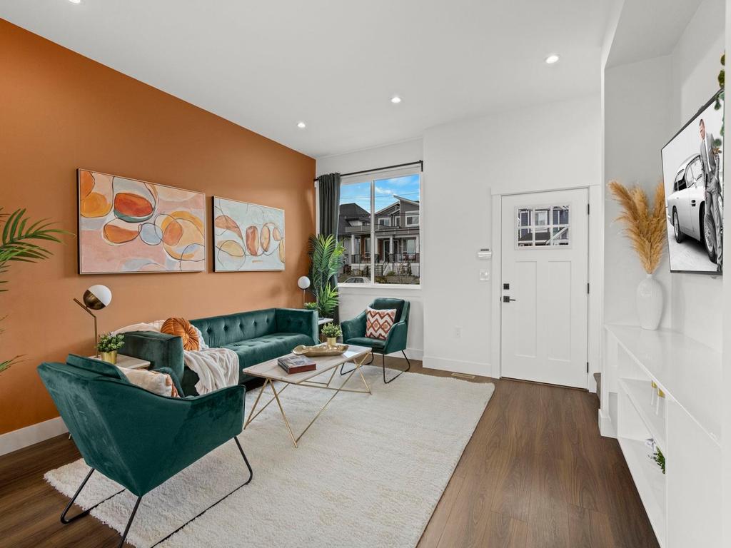 Listing Image for R3084591