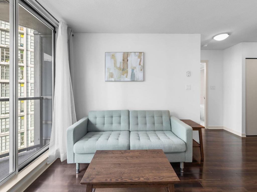 Listing Image for R3084592