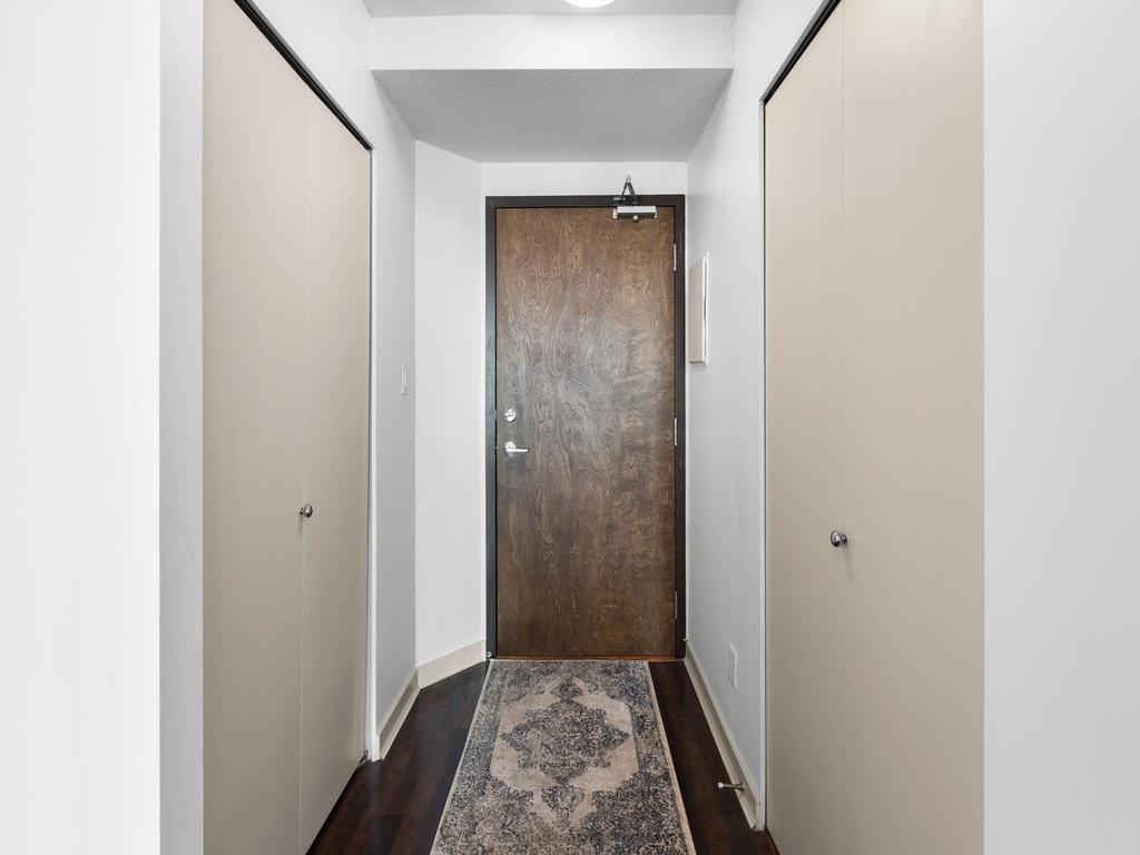 Listing Image for R3084592