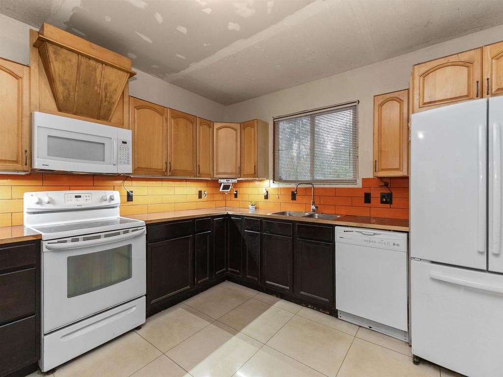 Listing Image for R3084817