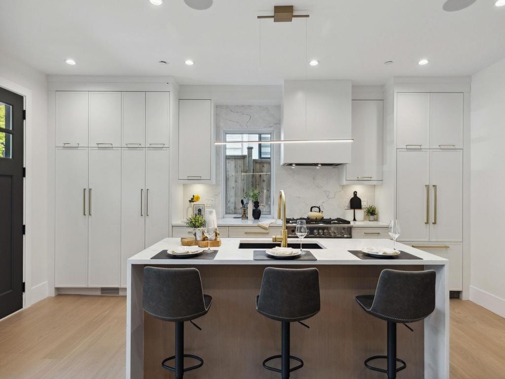 Listing Image for R3084819