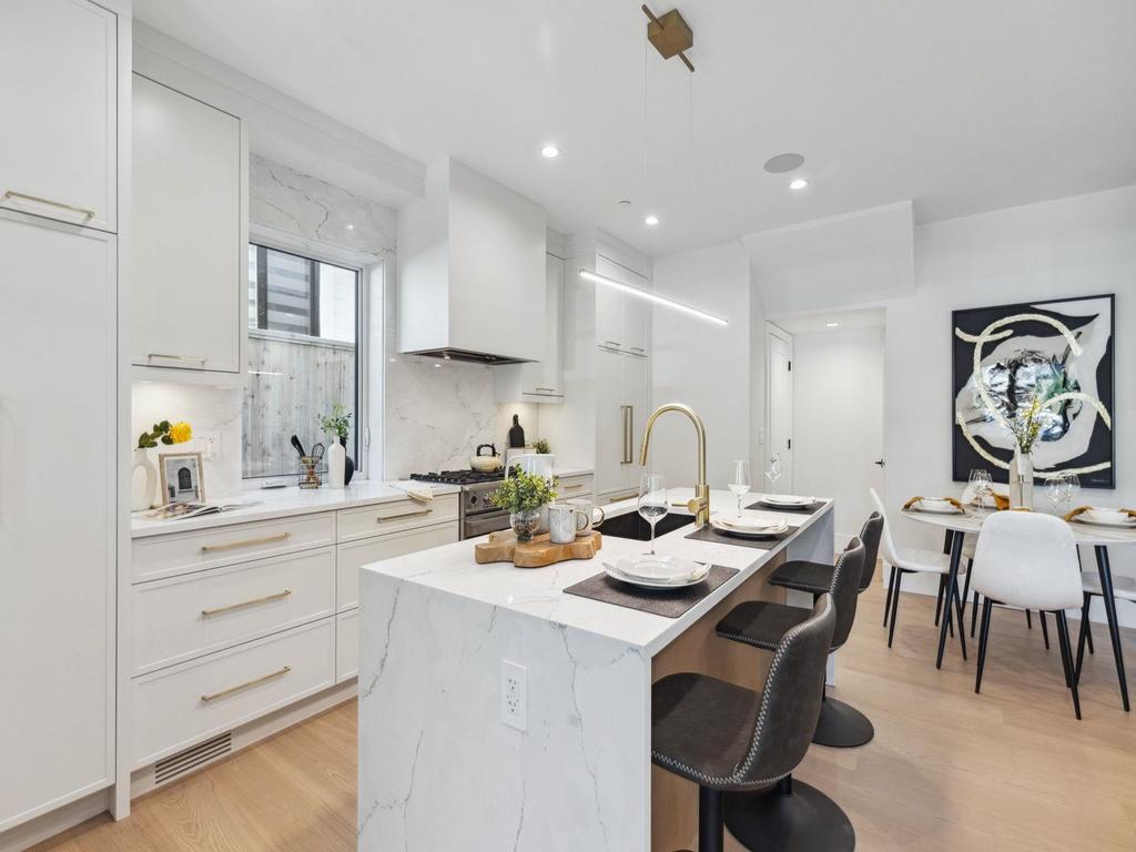 Listing Image for R3084819