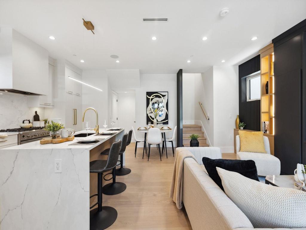 Listing Image for R3084819