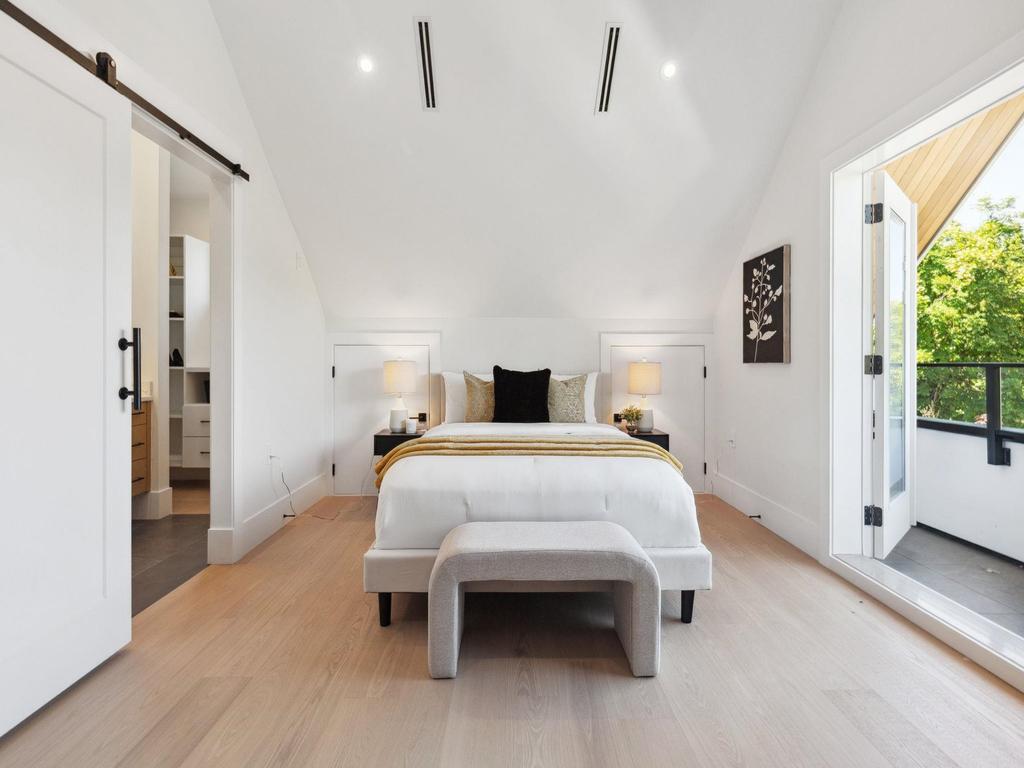 Listing Image for R3084819