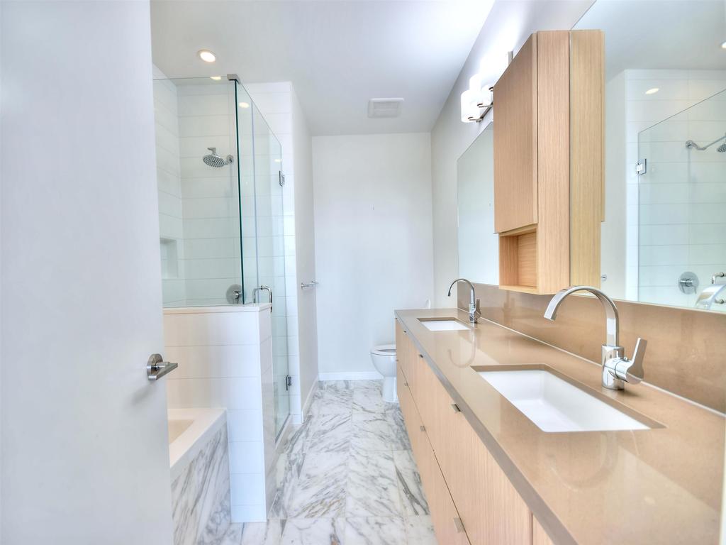 Listing Image for R3084853