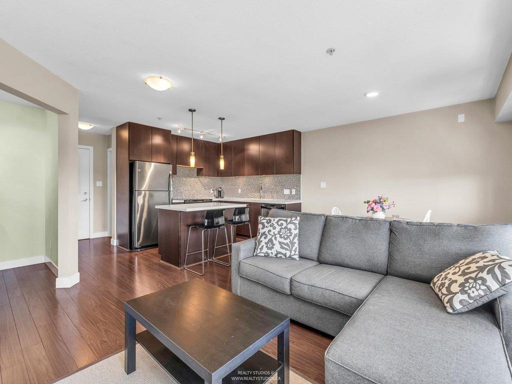 Listing Image for R3084858