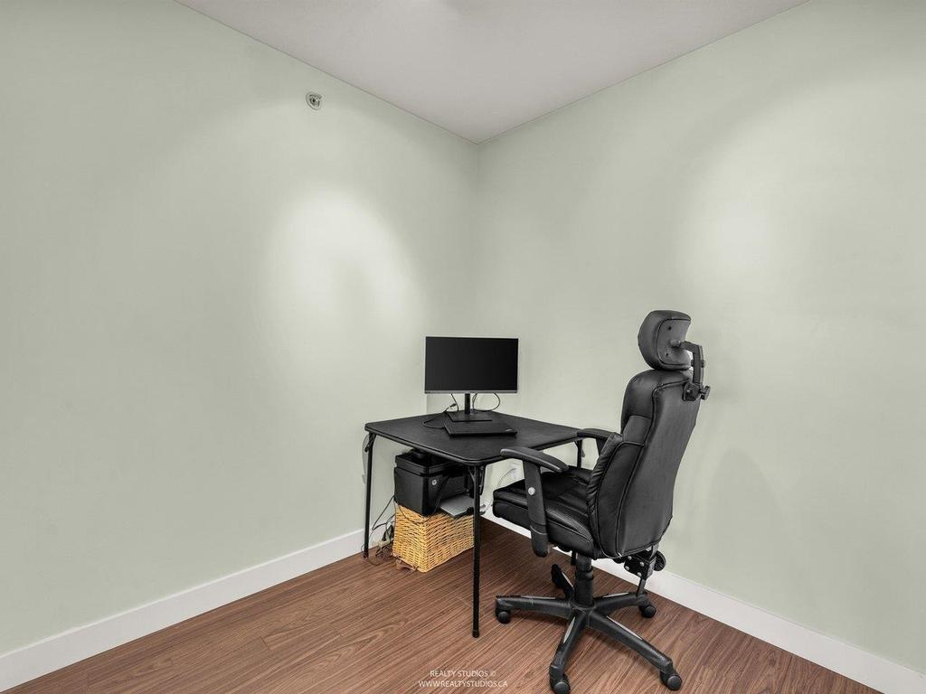 Listing Image for R3084858