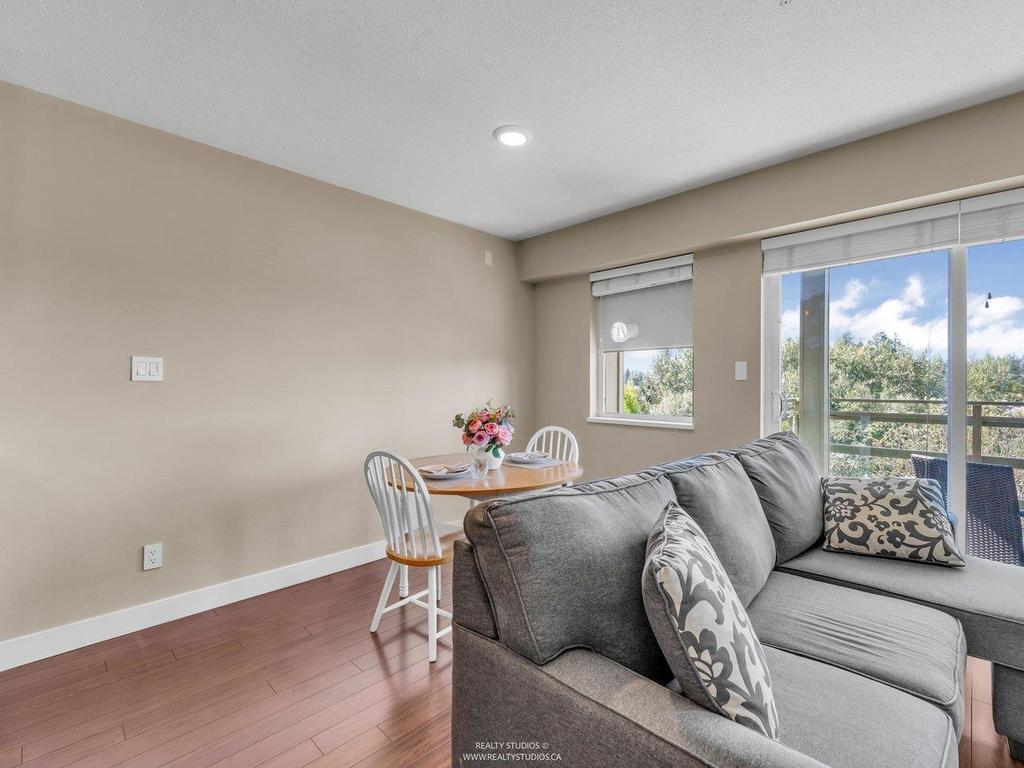 Listing Image for R3084858