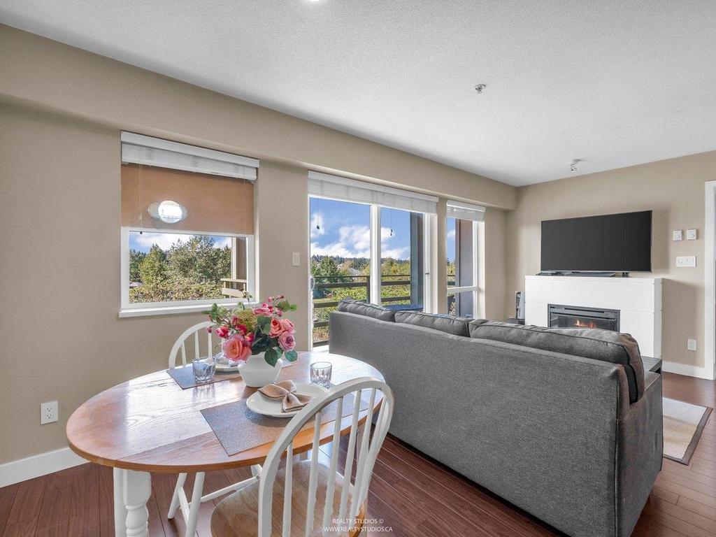 Listing Image for R3084858