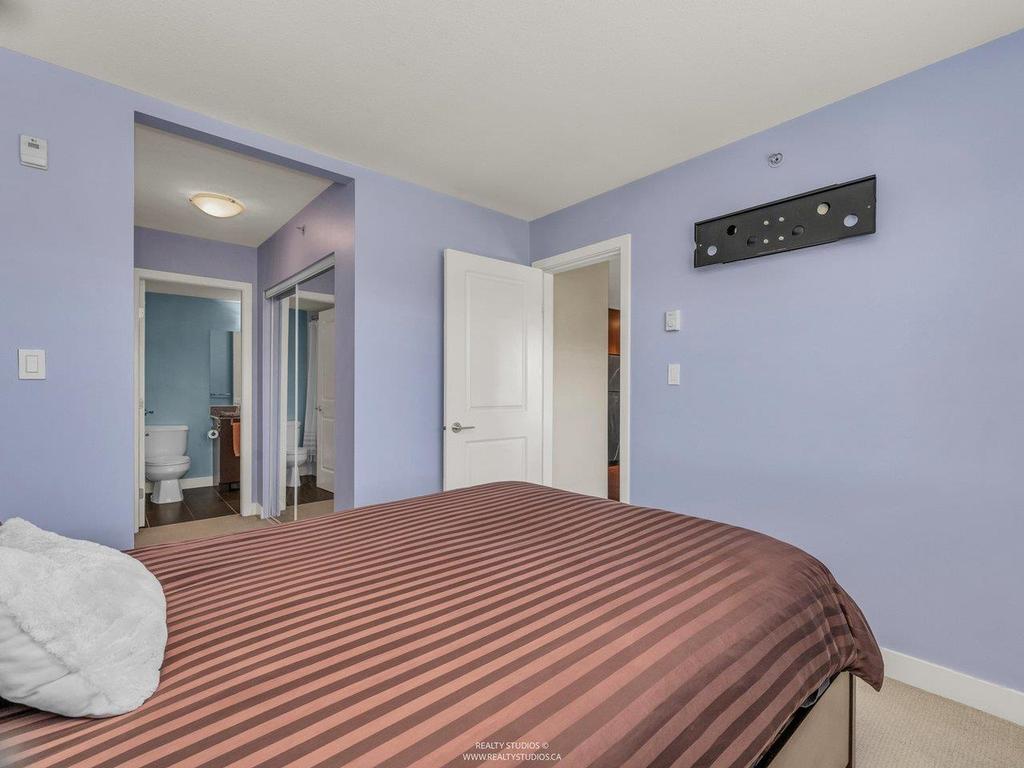 Listing Image for R3084858