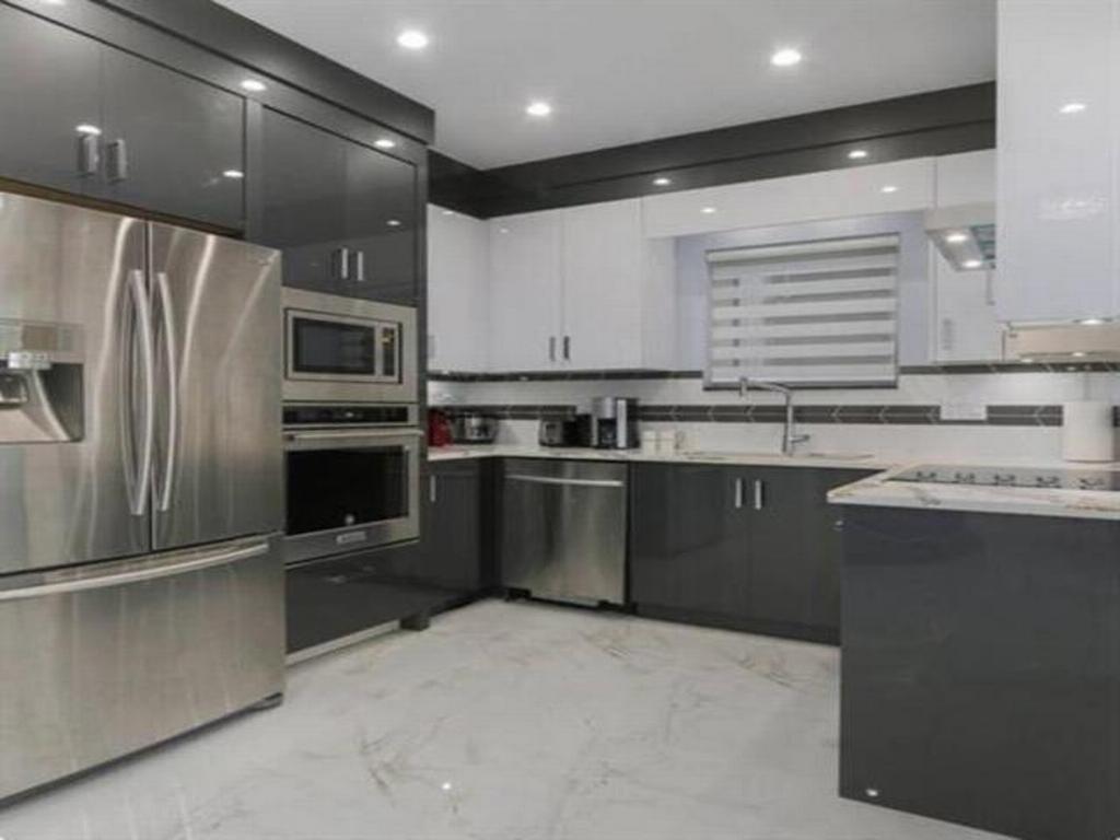 Listing Image for R3084880