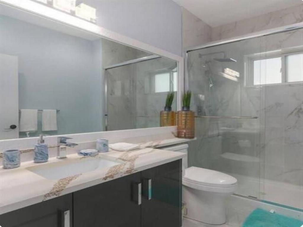 Listing Image for R3084880